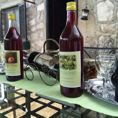 Countryside House Gazivoda In Montenegro * פודגוריצה